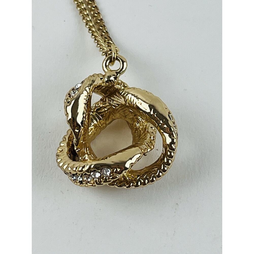 Tahari Goldtone Knotted Chain Necklace Pendant Rhinestones Rope Braided 3 Strand - Picture 12 of 16